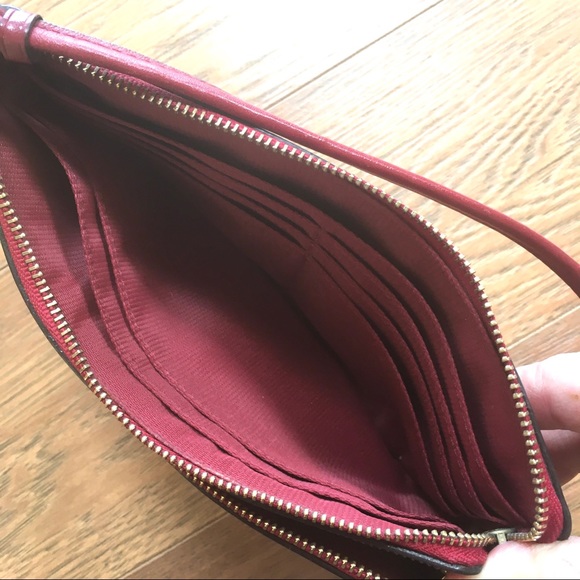 Coach Wristlet - Picture 4 of 8